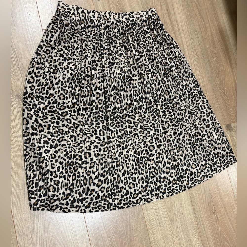 H&M Leopard Print A-Line Skirt
